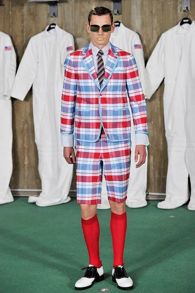 Look 27